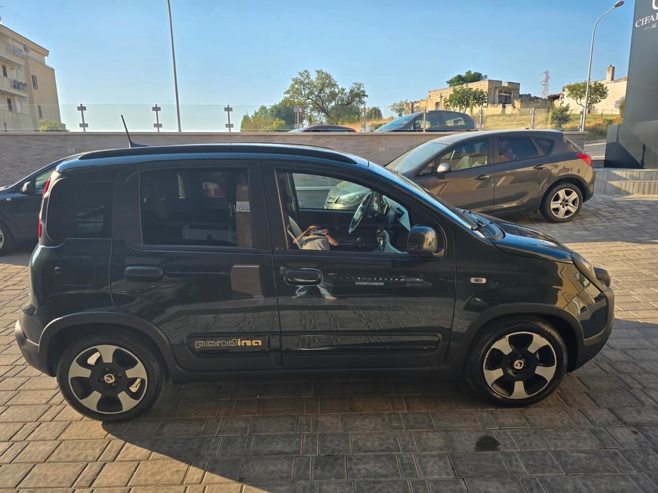 Fiat Panda 1.0 FireFly S&S Hybrid Pandina