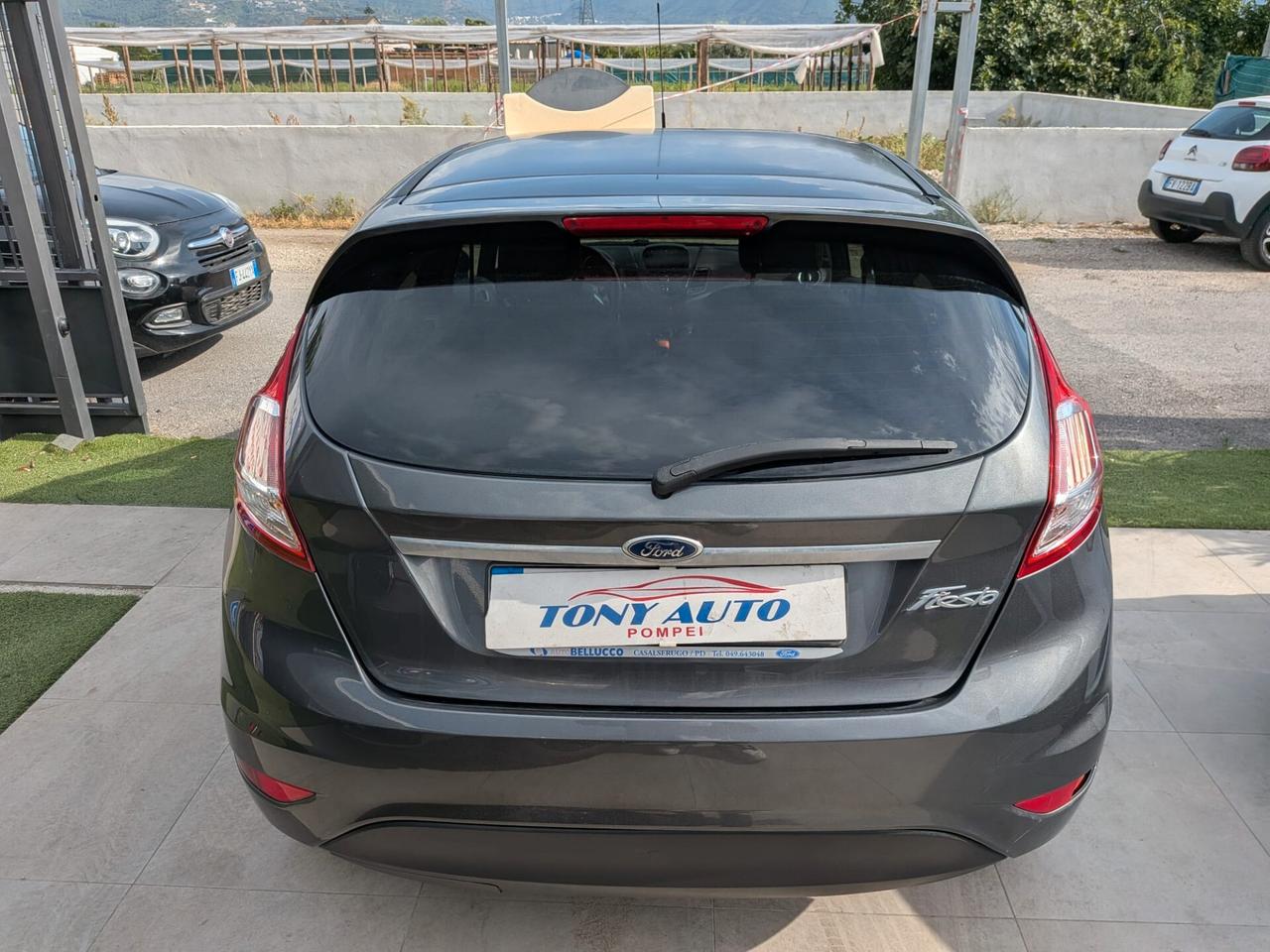 Ford Fiesta 1.5 TDCi 75CV 5 porte Titanium