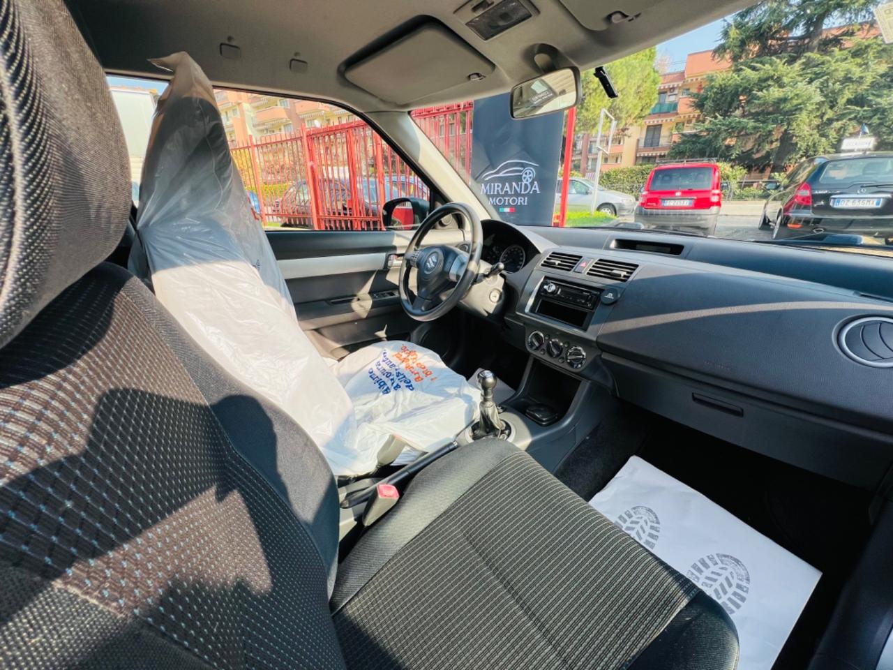 Suzuki Swift CON 12 MESI DI GARANZIA INCLUSI NEL PREZZO