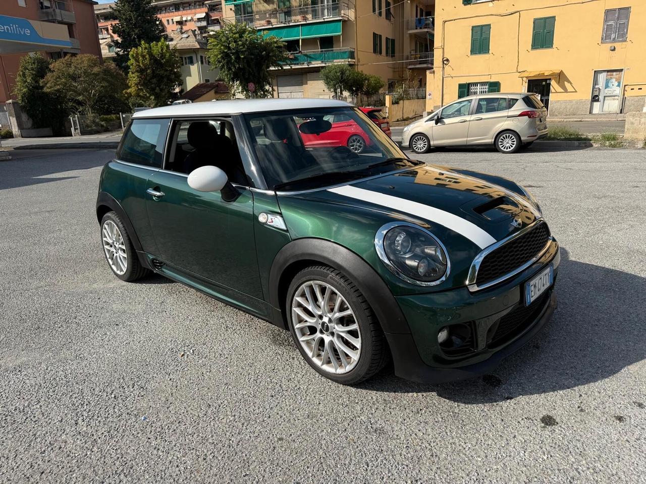 Mini Cooper S Coupe 1.6 John Works Coupé