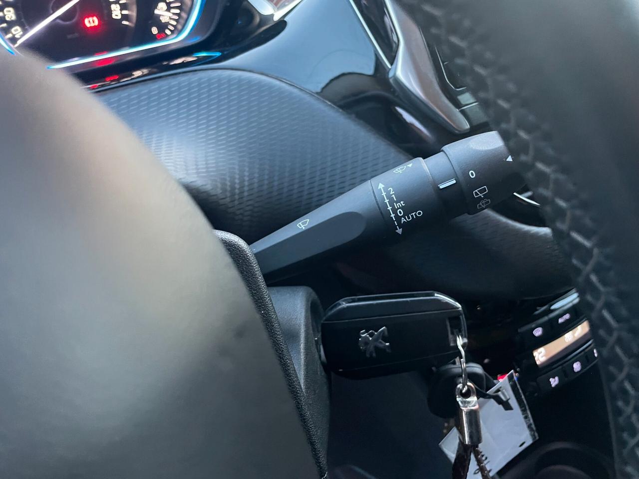 Peugeot 2008 1.6 e-HDi 92 CV Stop&Start Allure NAVI+CLIMA AUTO+PACK LUCI