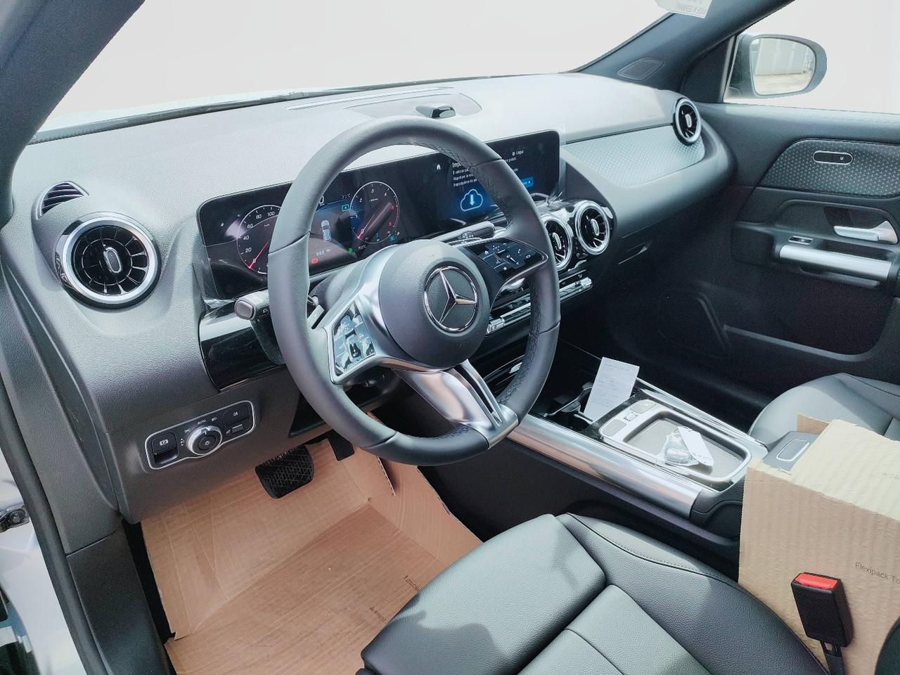 Mercedes-Benz GLA 200 d automatic
