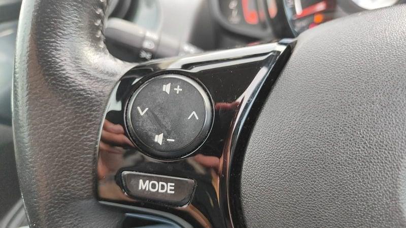 Toyota Aygo Aygo Connect 1.0 VVT-i 72 CV 5 porte x-wave