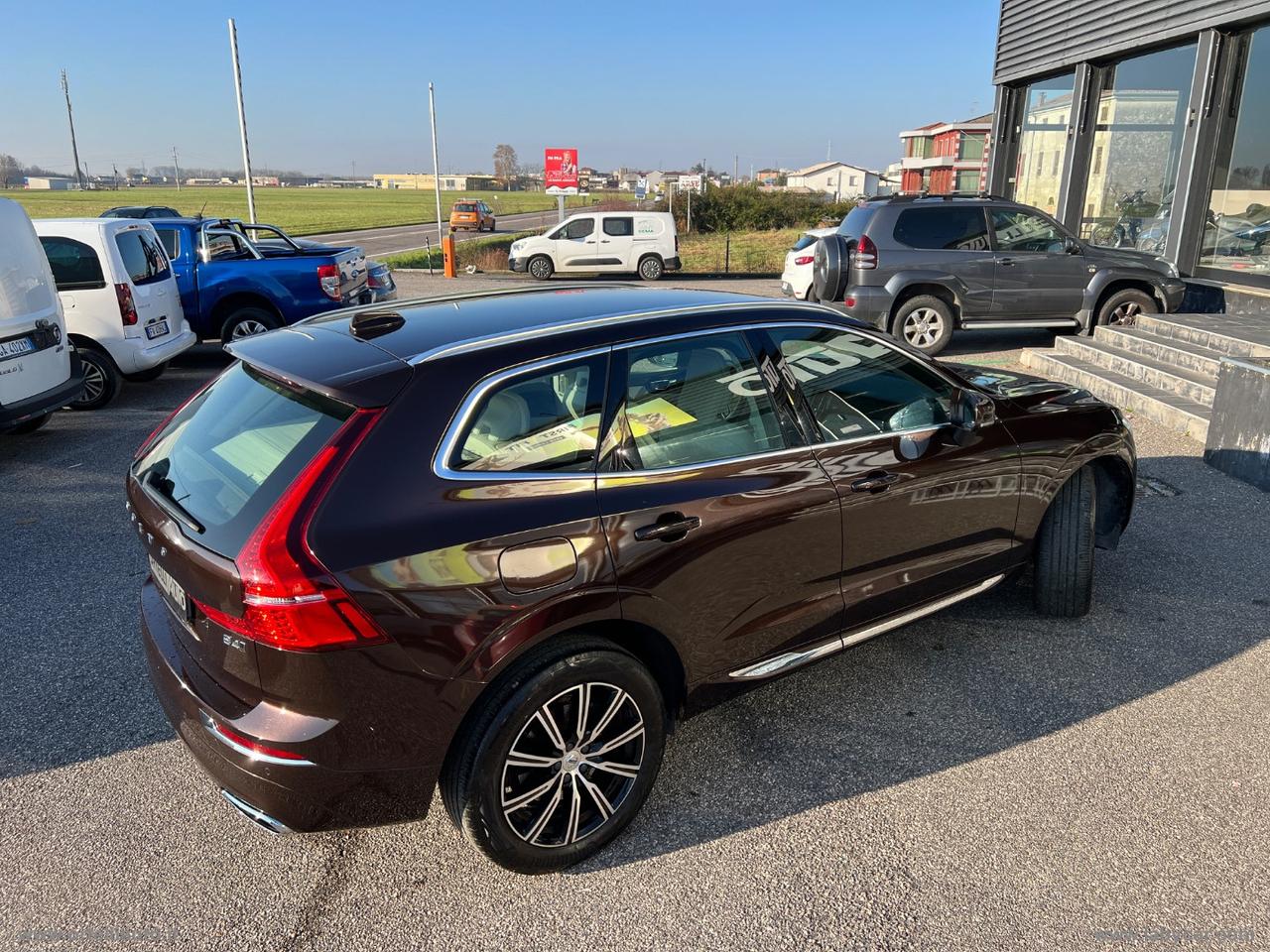 VOLVO XC60 B4 5 POSTI +IVA