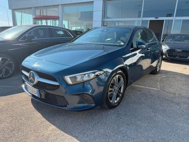 Mercedes-benz A 180 d Automatic Premium C/A