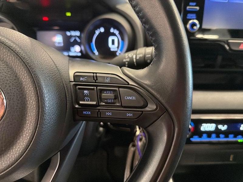 Toyota Yaris Hybrid Trend MY22