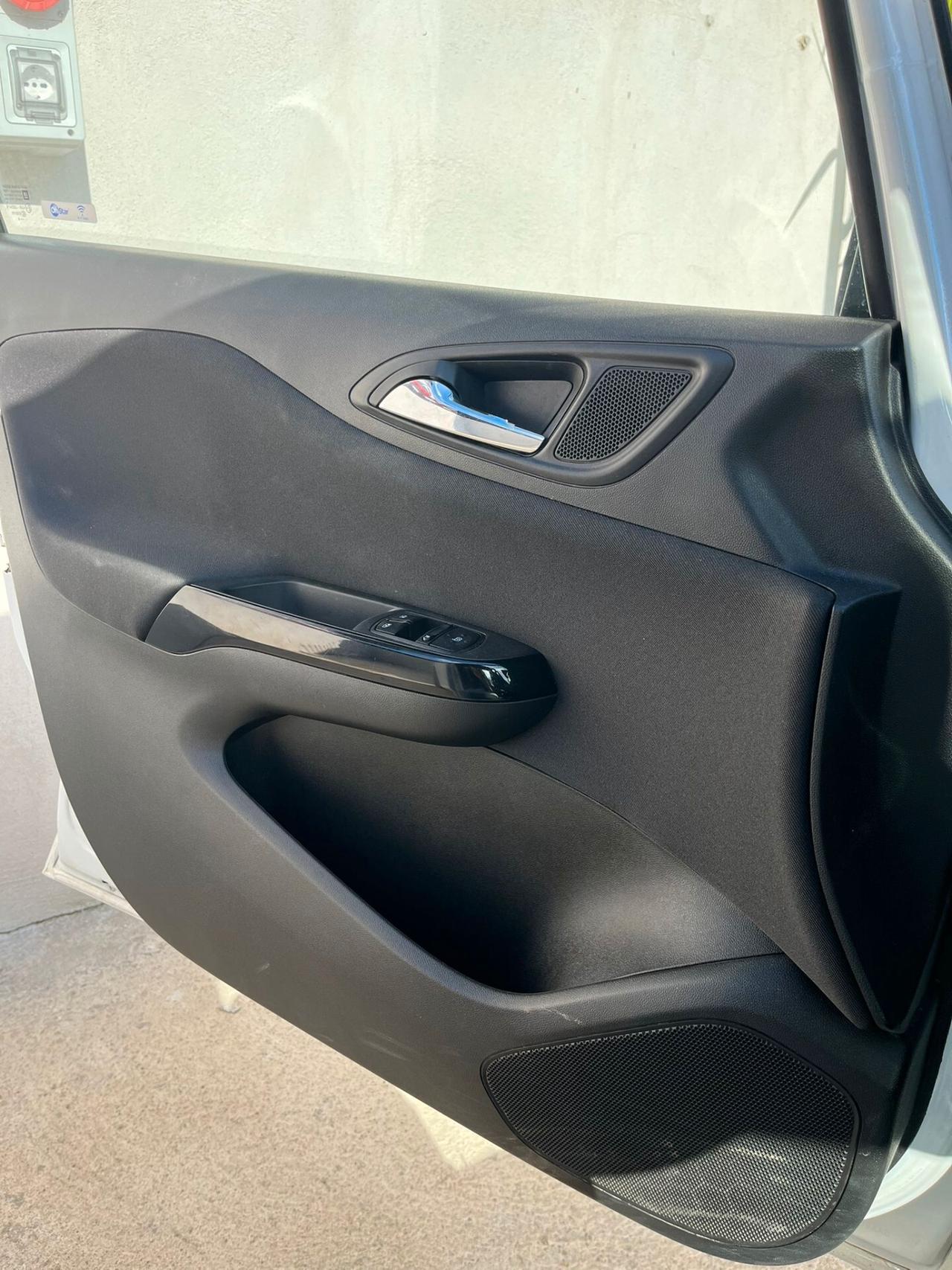 Opel Corsa 1.3 CDTI ecoFLEX 95CV Start&Stop 5 porte b-Color