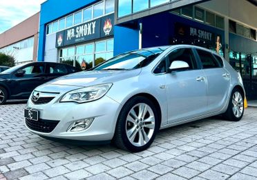 Opel Astra 1.6 115CV 5 porte Cosmo