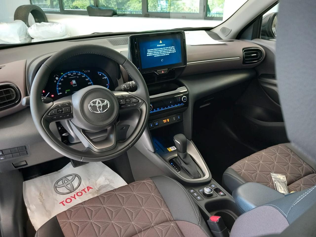 Toyota Yaris Cross Yaris Cross 1.5 Hybrid 5p. E-CVT AWD-i Lounge