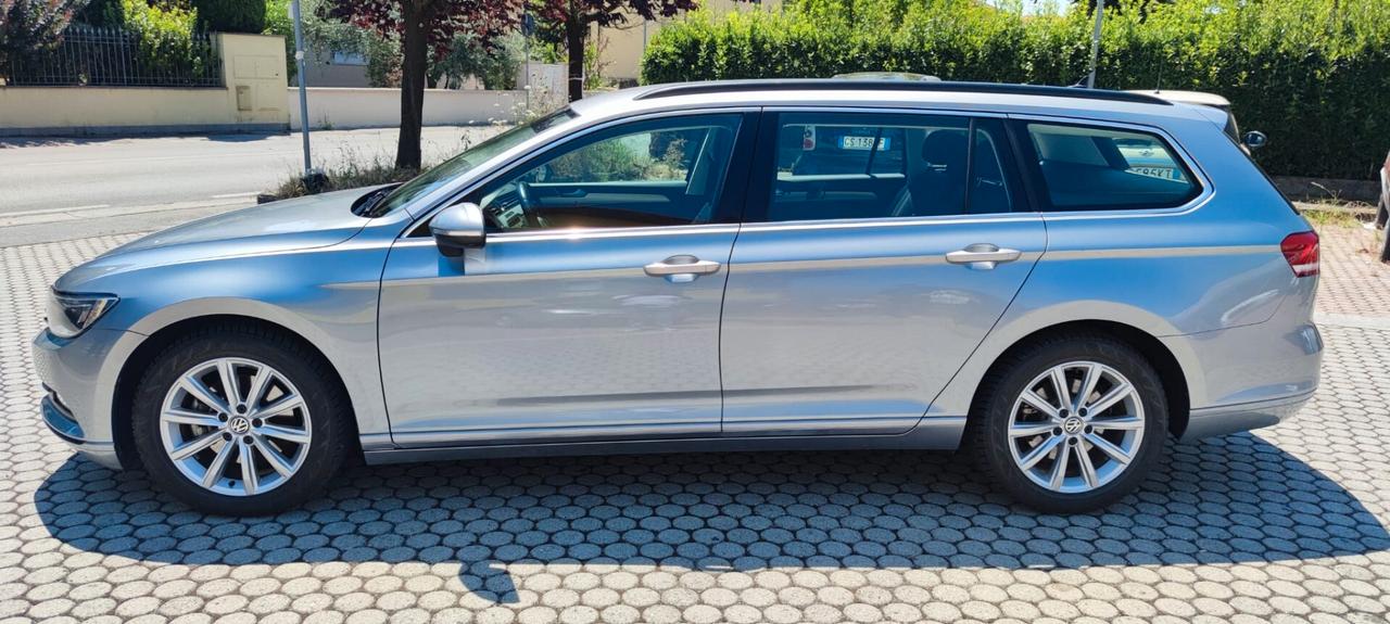 Volkswagen Passat Variant 1.6 TDI SCR DSG Business BMT