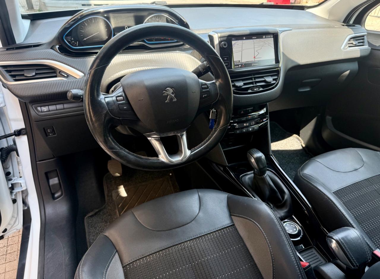 Peugeot 2008 BlueHDi 100 Allure