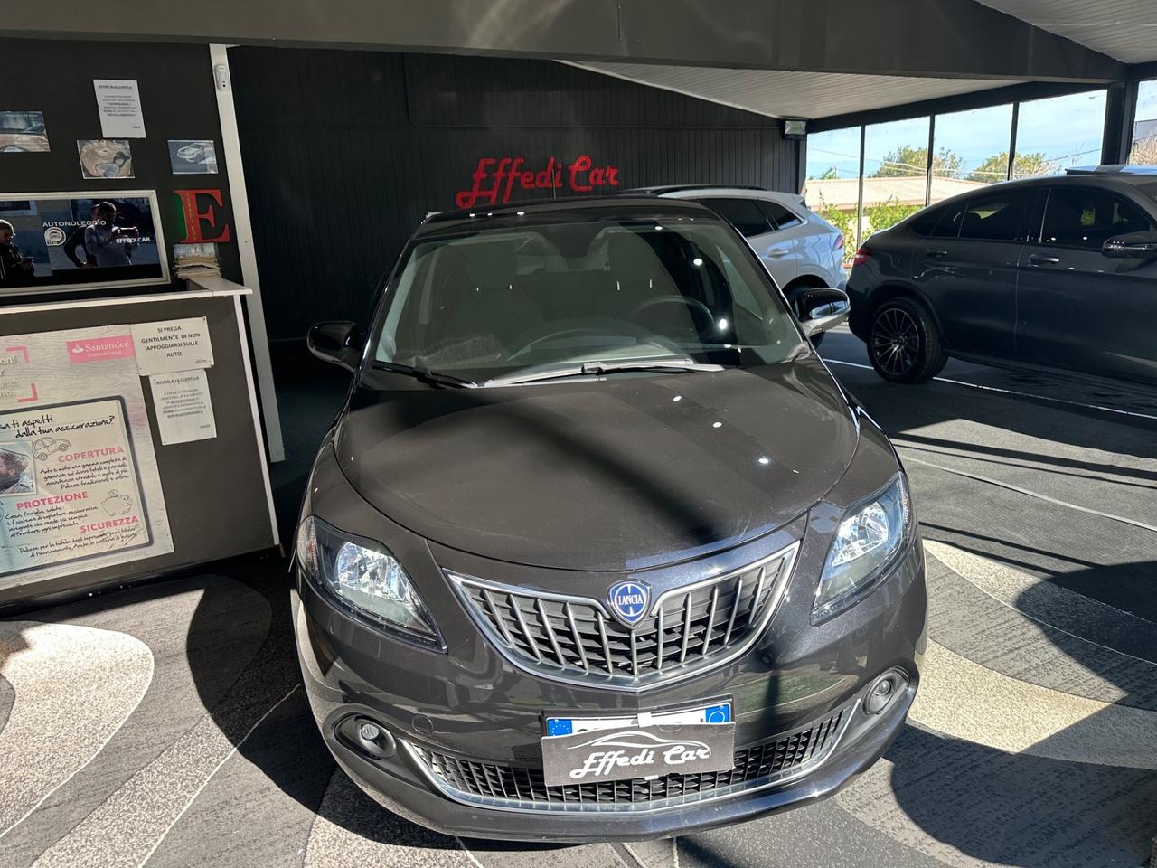 Lancia Ypsilon 1.0 FireFly 5 porte S&S Hybrid Platino