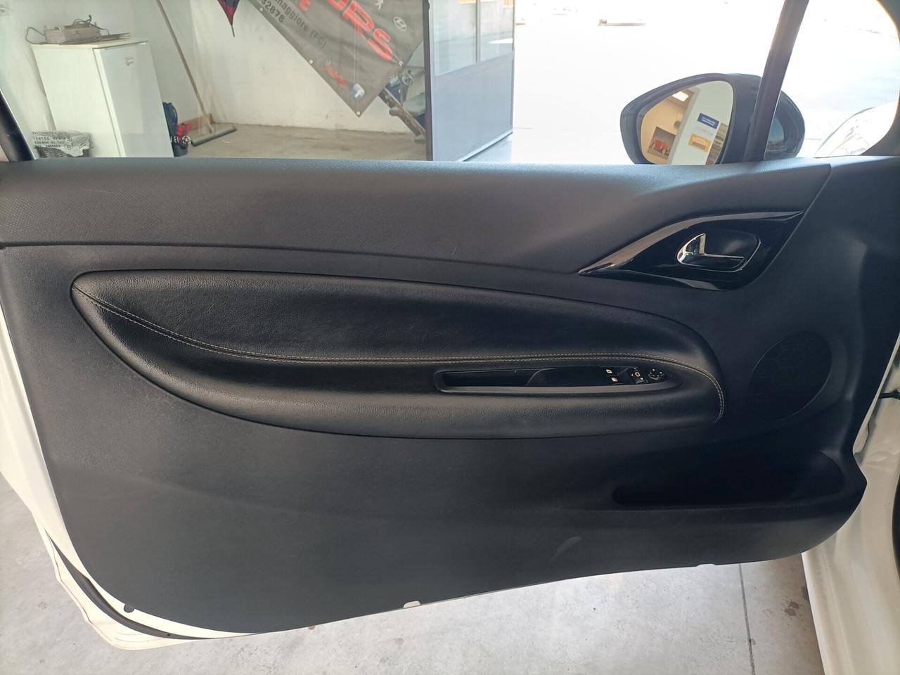 Ds DS3 3 1.6 THP 155 Sport Chic 03/2011