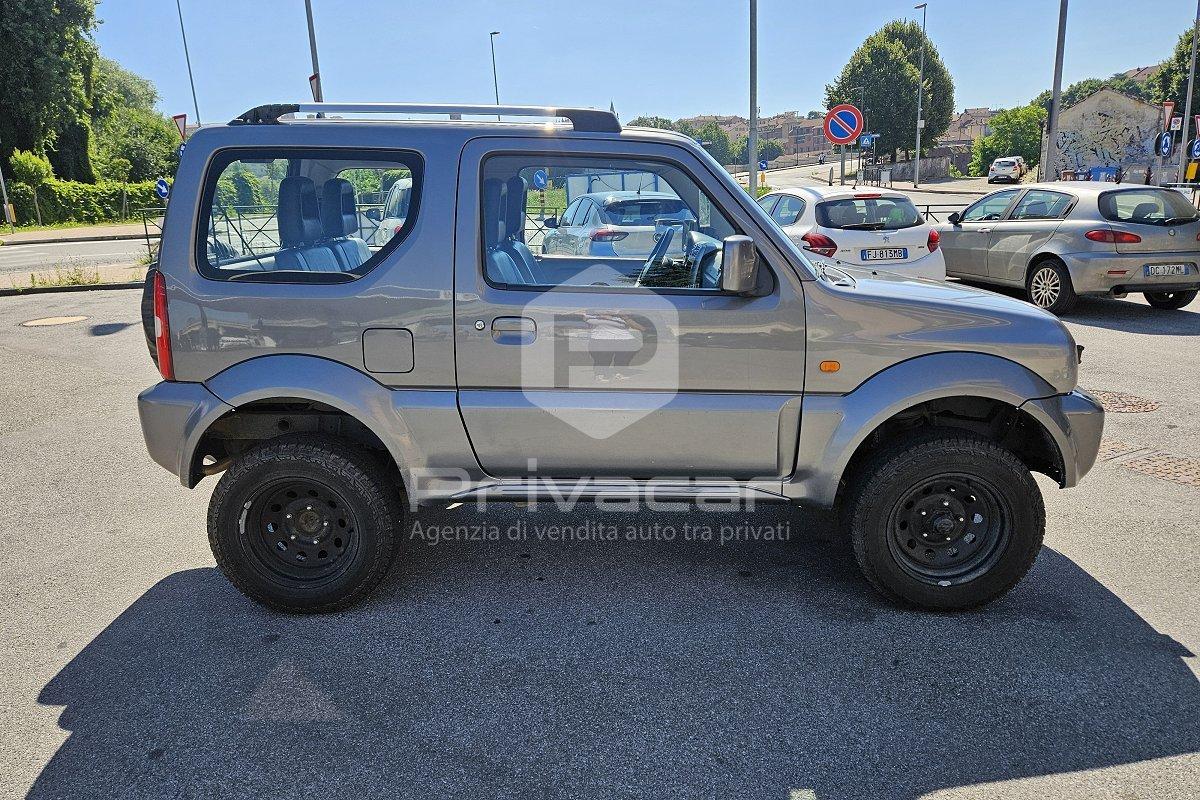 SUZUKI Jimny 1.3i 16V cat 4WD JLX