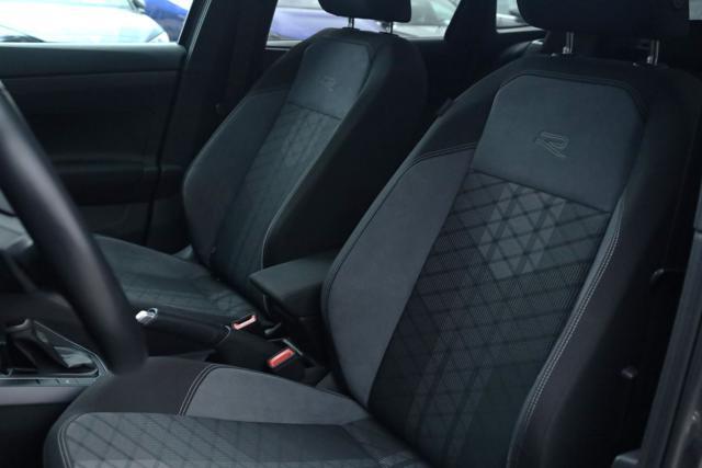 VOLKSWAGEN Taigo 1.0 TSI 115 CV TETTO DSG R-Line Prezzo Netto