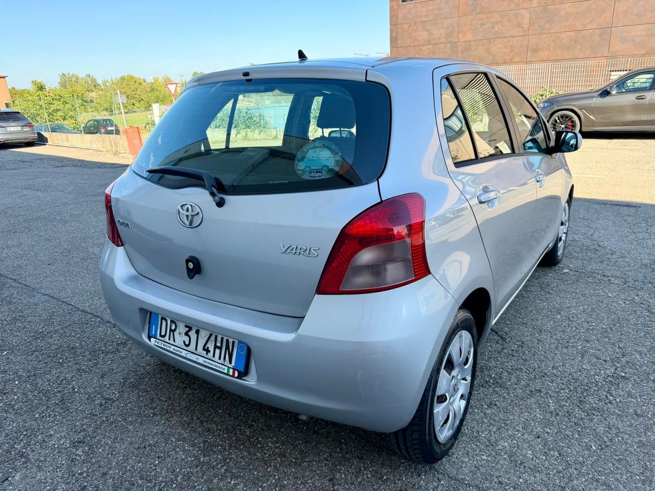 Toyota Yaris 1.3benz 2008 156.000km per neopatentati