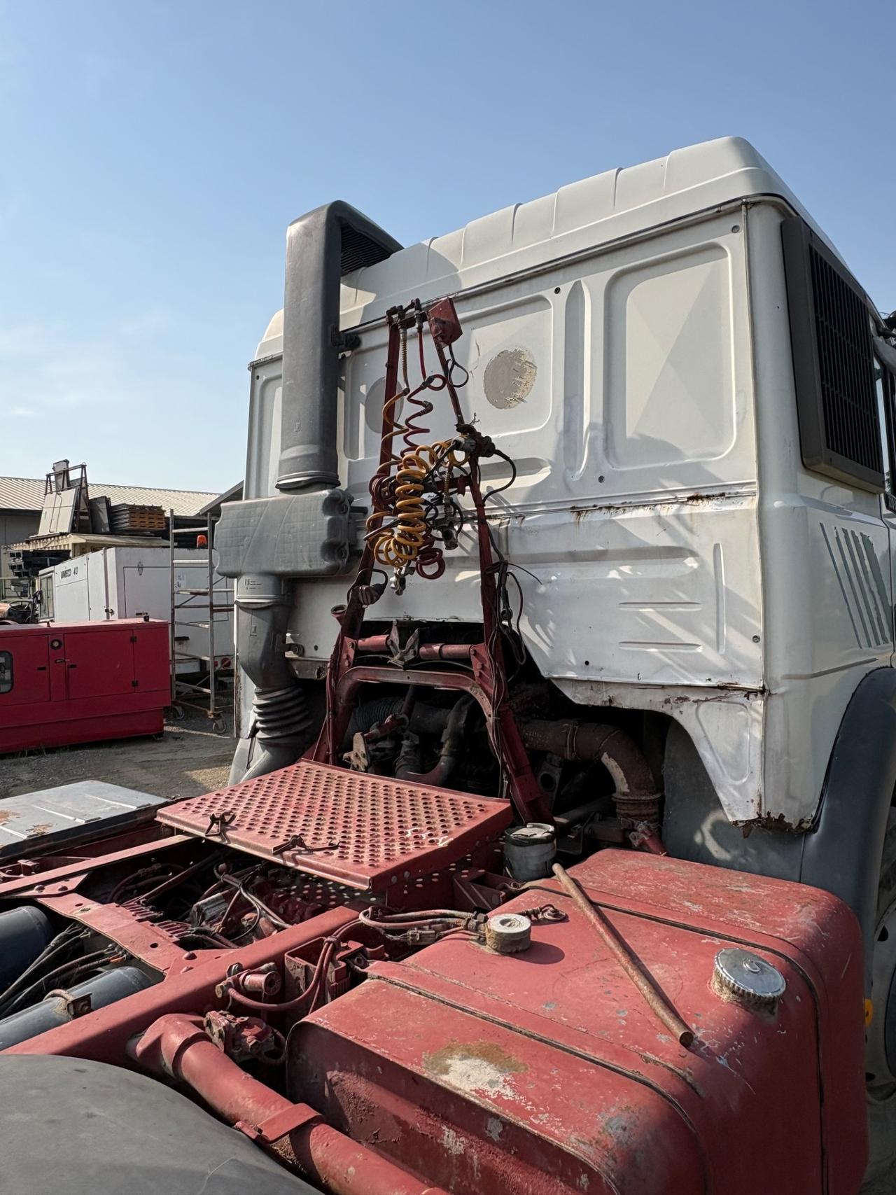 Iveco Turbotech 220 36 trattore 6x2