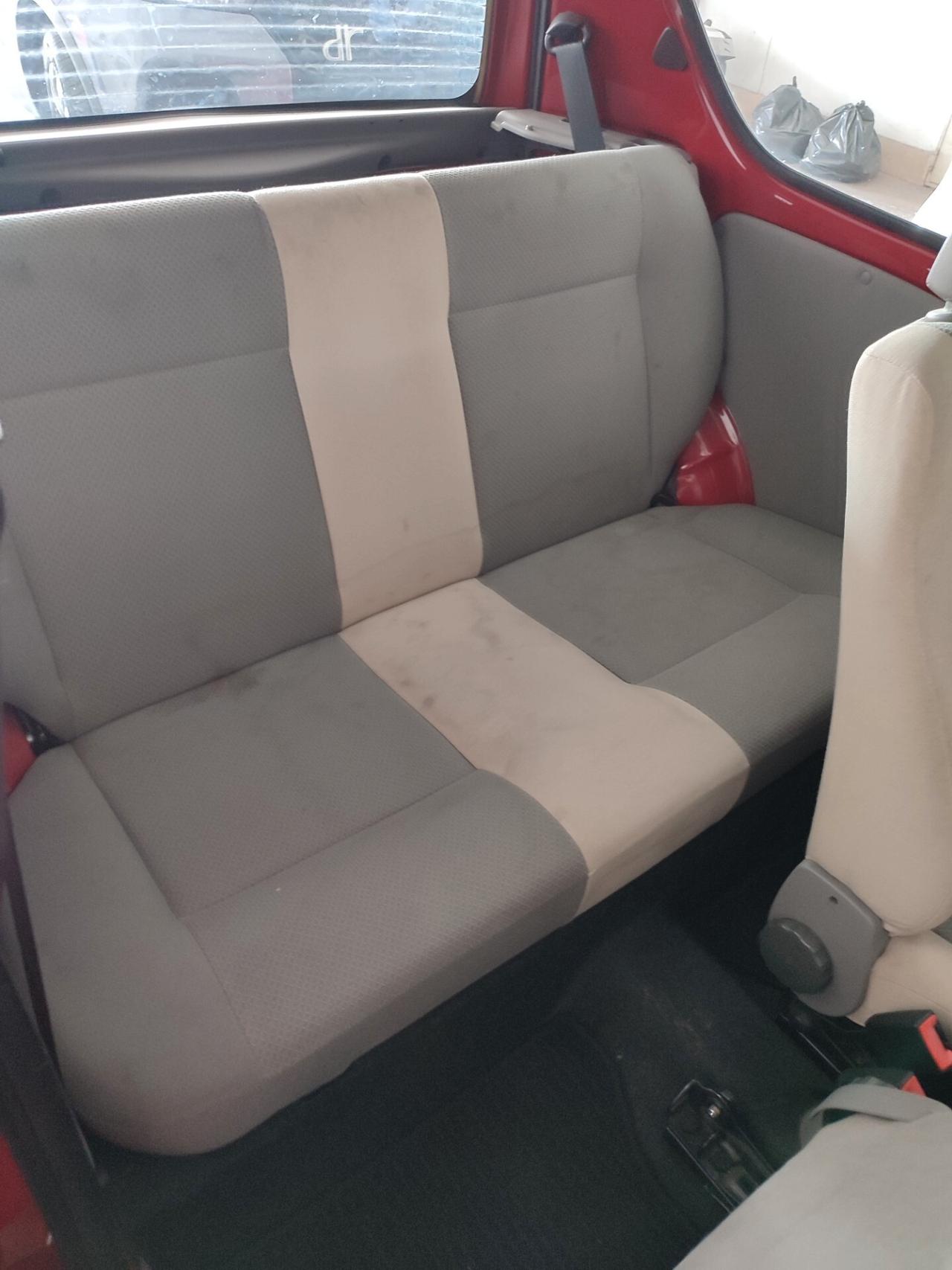 Fiat 600 1.1 BENZ (SERVOSTERZO+VETRI ELETTRICI)