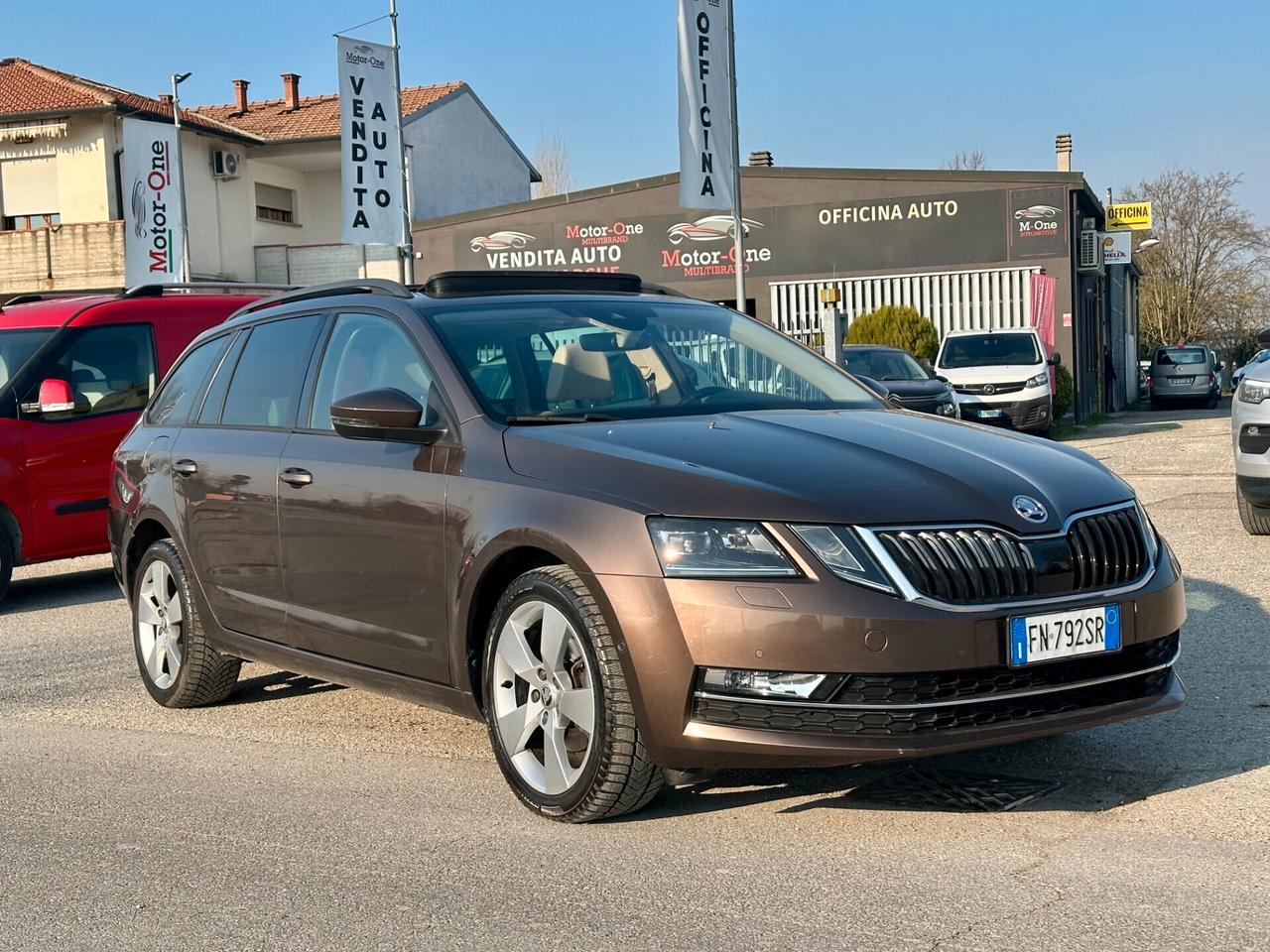 Skoda Octavia 1.4 TSI DSG Wagon Ambition G-Tec