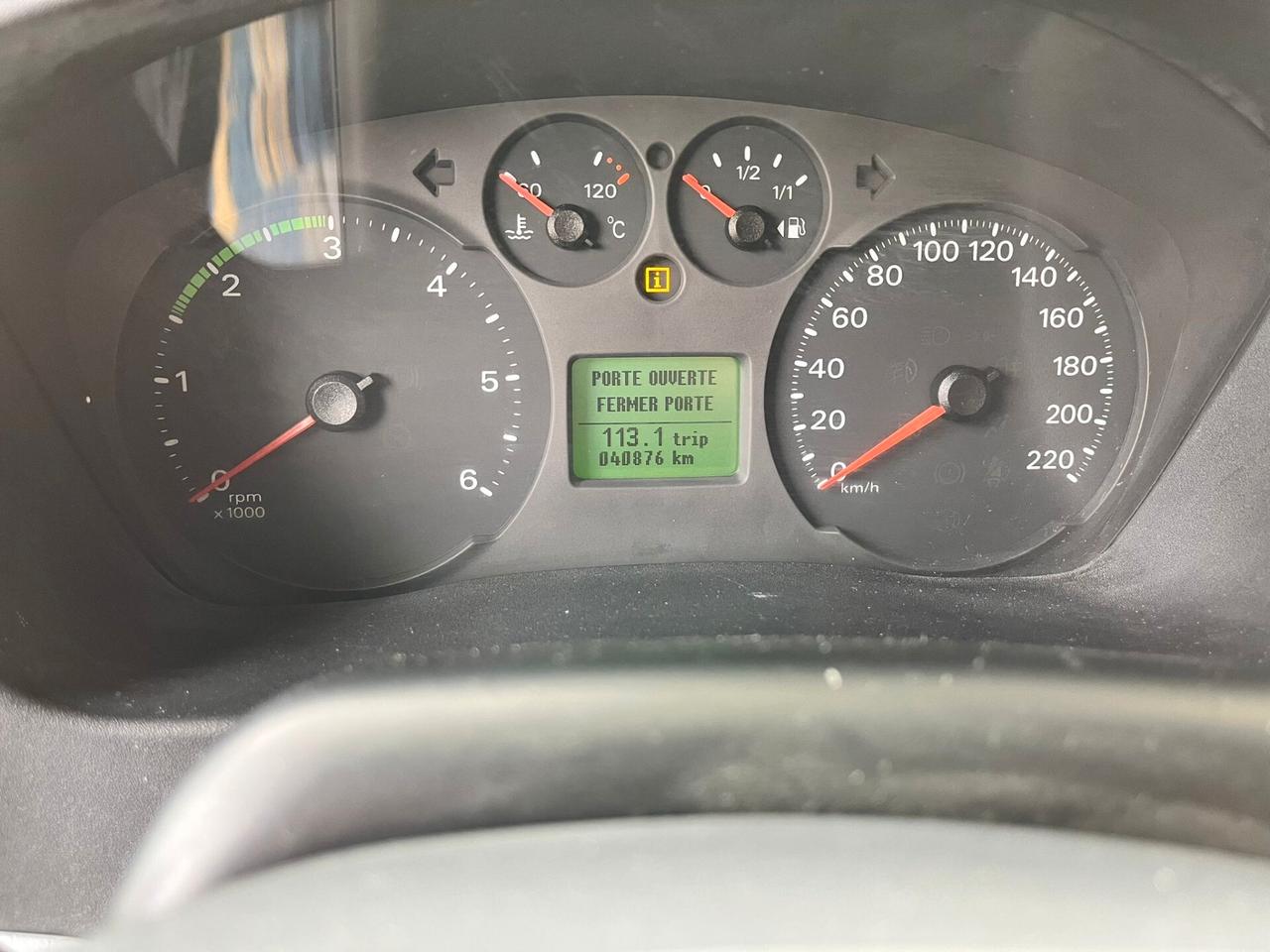 Challenger 972 mansardato gemellato SOLO 41.000 KM! 7 posti letto