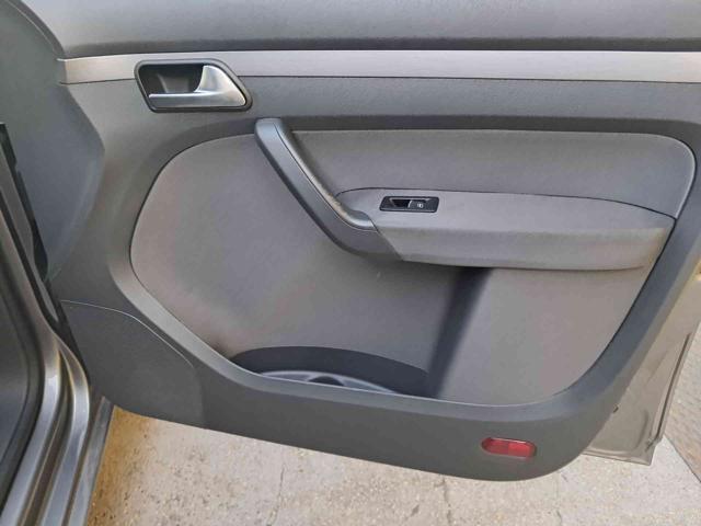 VOLKSWAGEN Touran 1.4 TSI Highline EcoFuel