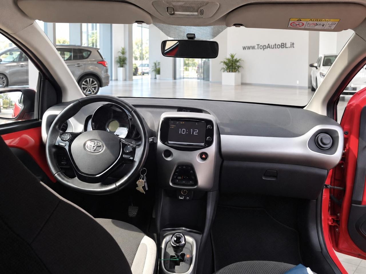 Toyota Aygo 1.0 VVT-i 69 CV 5 porte x-play TSS MMT