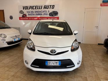 TOYOTA AYGO ANNO 2012 BZ 1.0 ADATTA NEOPATENTATI KM 95 MILA