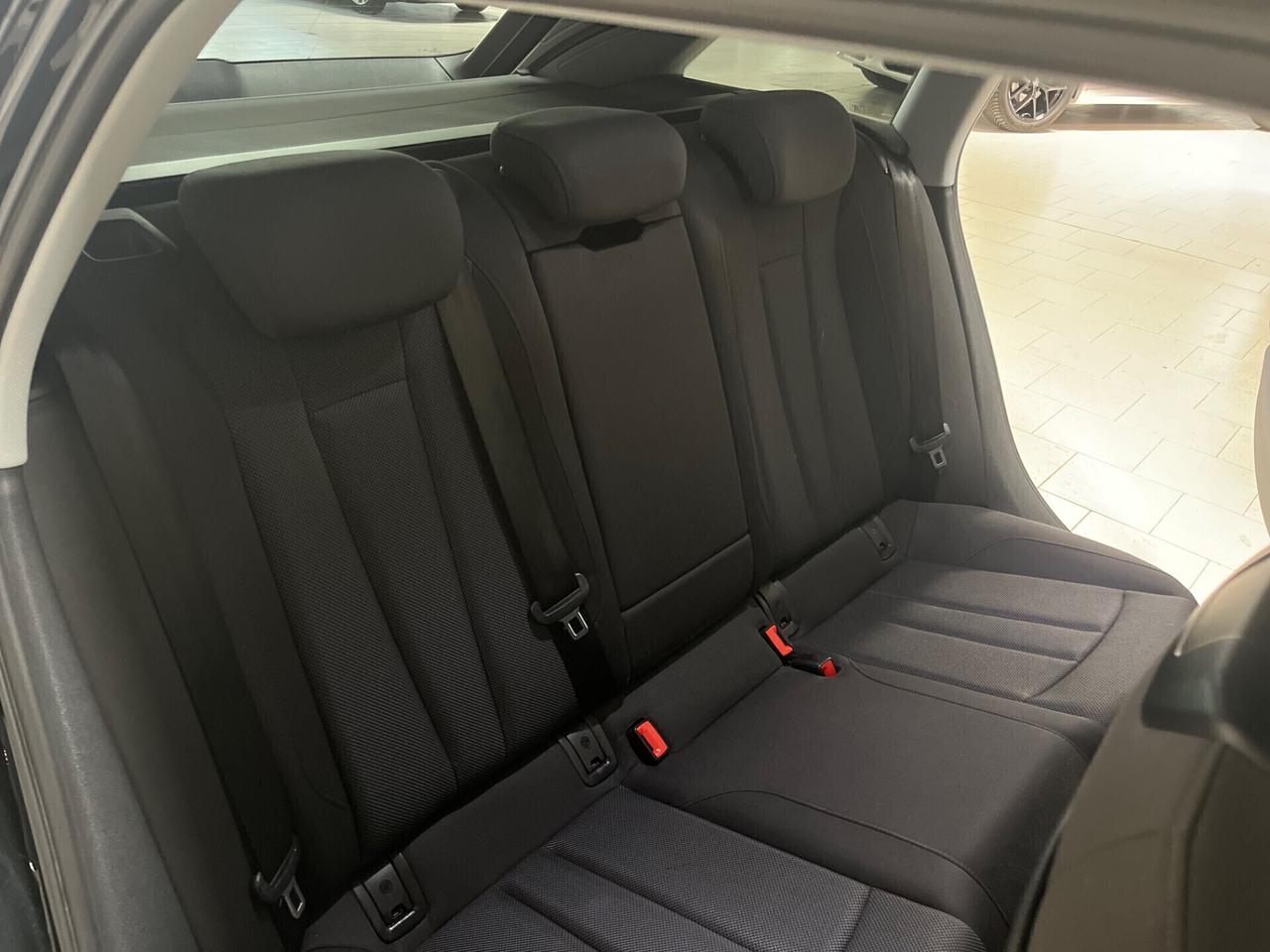 Audi A4 Avant 35 TDI/163 CV S tronic Business