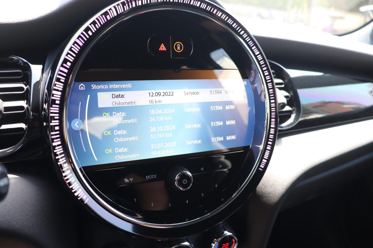 Mini 2.0 John Cooper Works Pat Moss Edition