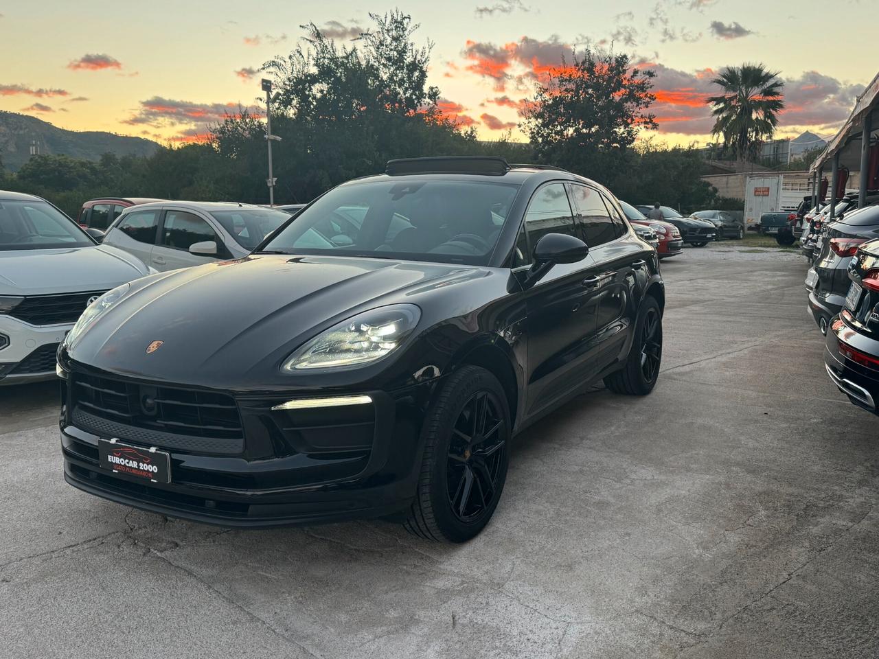 PORSCHE MACAN FULL BLACK ( IVA ESPOSTA )