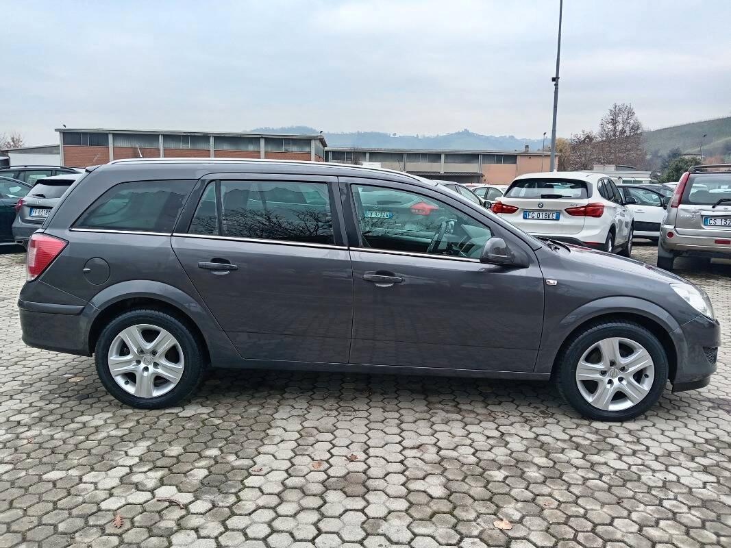 Opel Astra SW Astra SW 1.6 Enjoy Gpl-tech 115cv