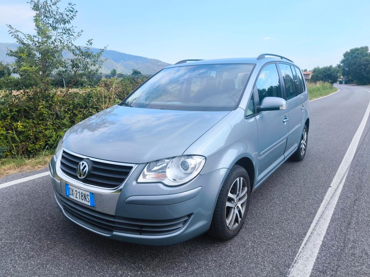 VOLKWAGEN TOURAN 1,9 TDI- 7 POSTI -OK NEOPATENTATI-KM 130000