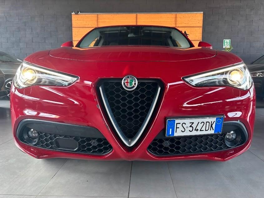 Alfa Romeo Stelvio 2.2 TD l 150 CV AT8 RWD