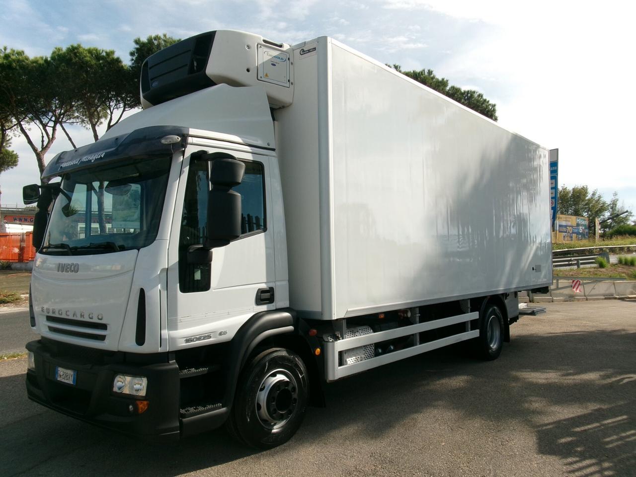 Iveco EUROCARGO 160-25 EURO 6 FRIGO ATP FNAX 06/2029 17 PEDANE
