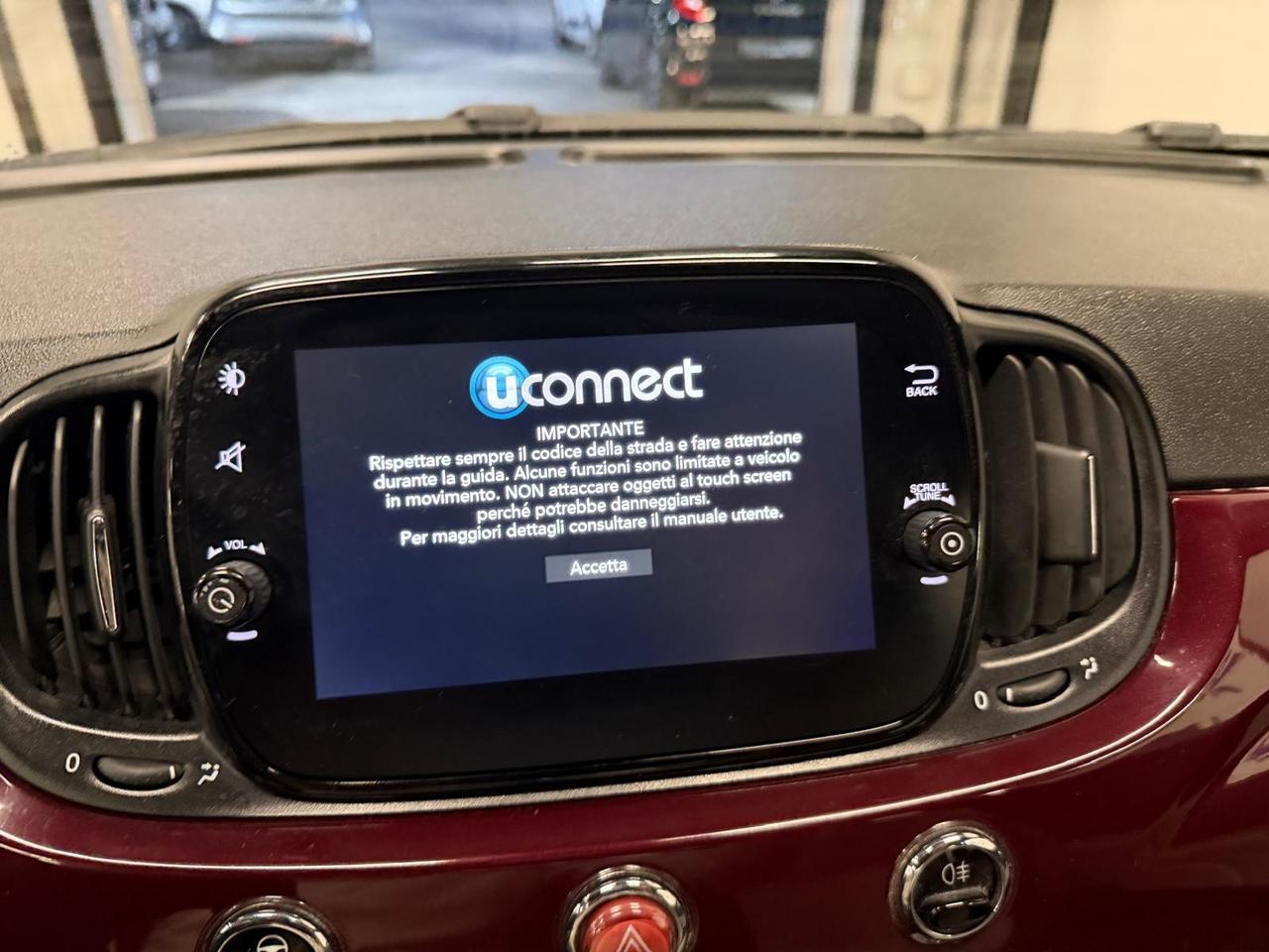 Fiat 500 1.0 HYBRID LOUNGE 70CV CARPLAY, NAVI, UNIPRO