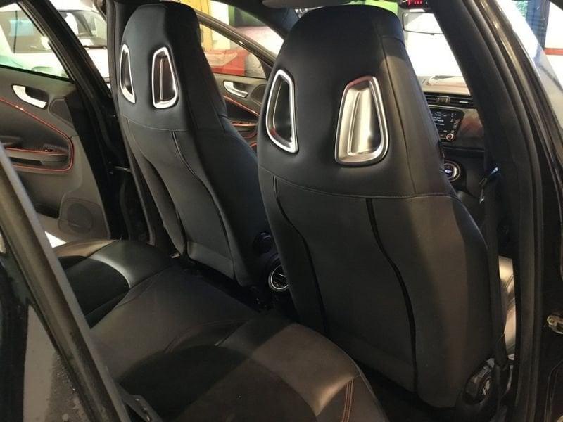 Alfa Romeo Giulietta Giulietta 2.0 JTDm 150 CV Distinctive "SPORT PACK "