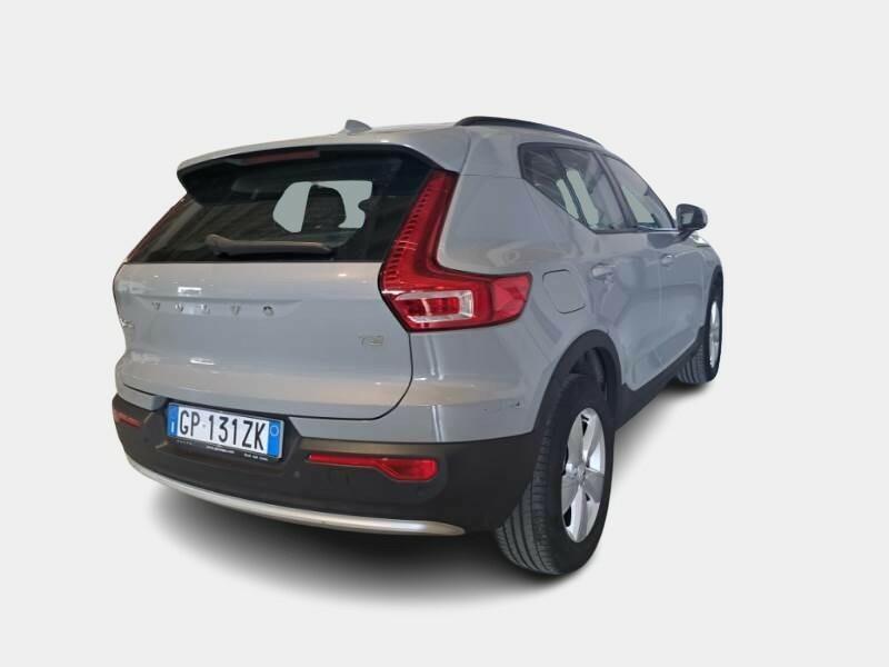 VOLVO XC40 T2 AUTOMATICO ESSENTIAL SUV