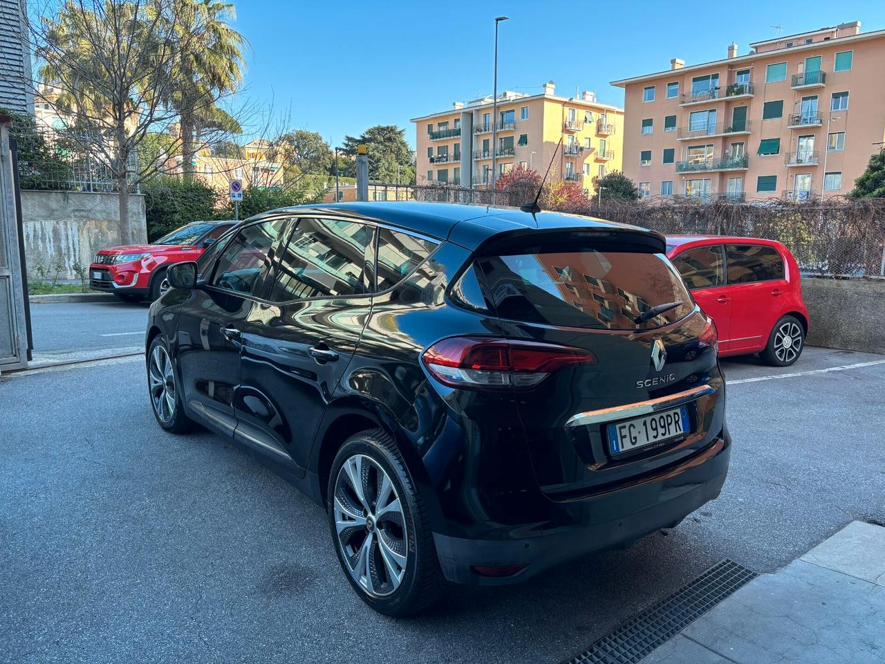 Renault Scenic Scénic dCi 8V 110 CV EDC Energy Bose