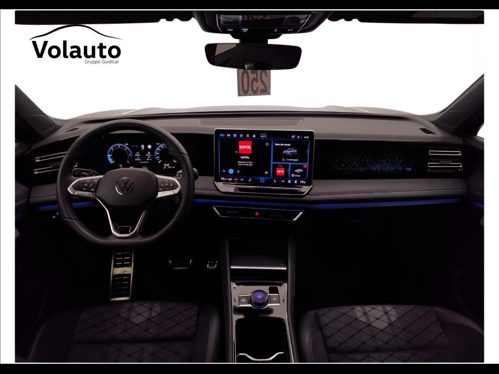 VOLKSWAGEN Tiguan III 2024 - Tiguan 2.0 tdi R-Line 150cv dsg