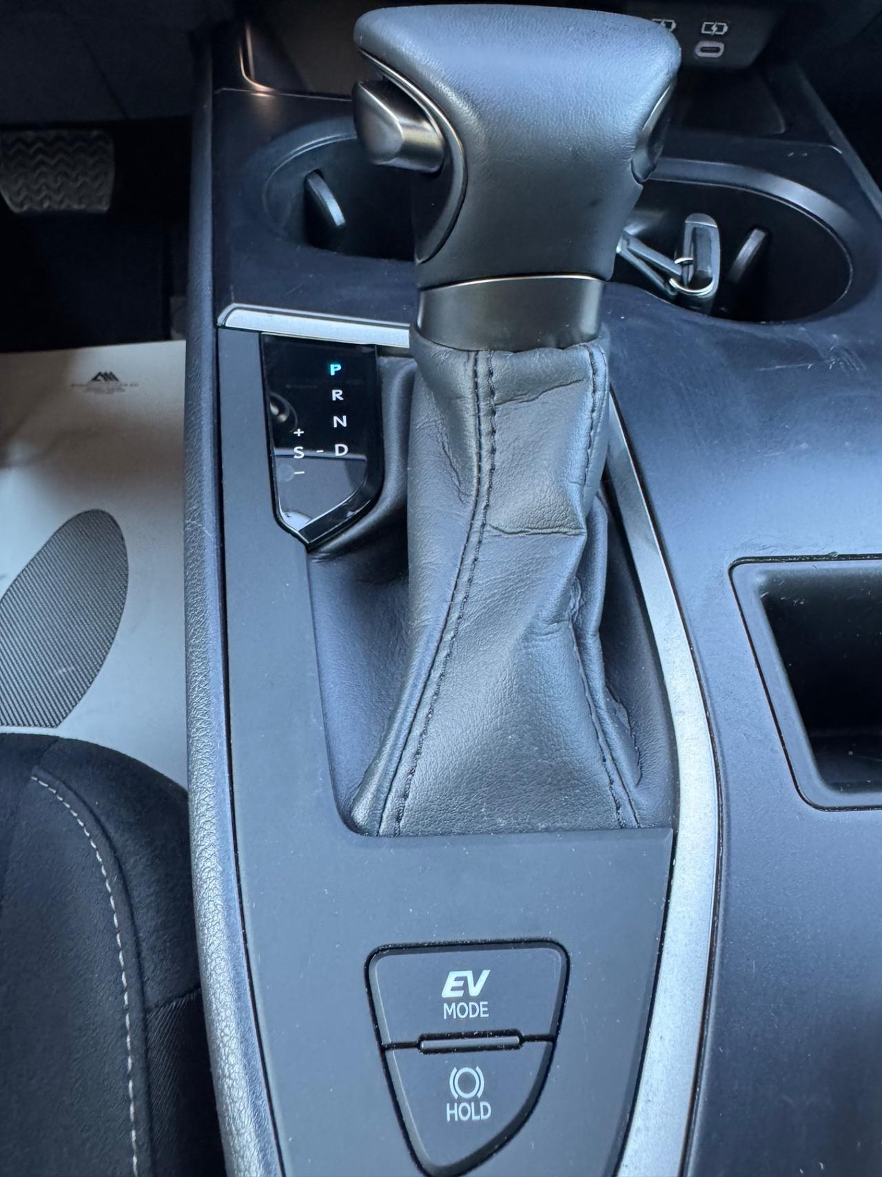 Lexus UX 250H 2.0 Hybrid 145Cv Design 2WD