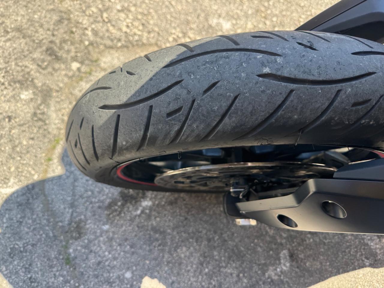 Ducati Hypermotard 821