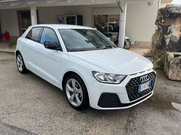 AUDI A1 Sportback 25 1.0 TFSI admired NEOPATENTATI