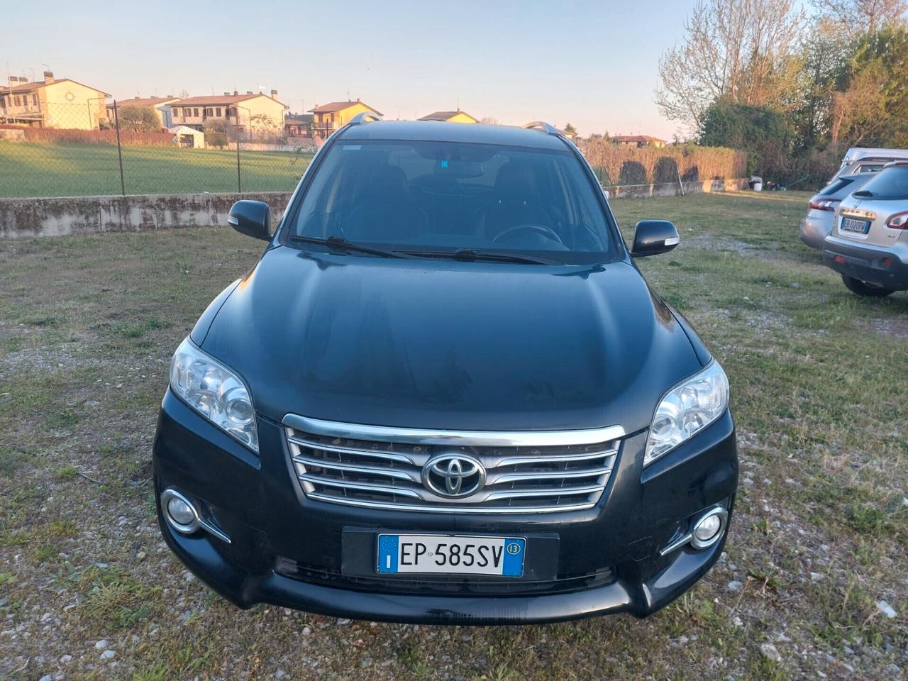 Toyota RAV 4 RAV4 Crossport 2.2 D-4D 150 CV Lounge