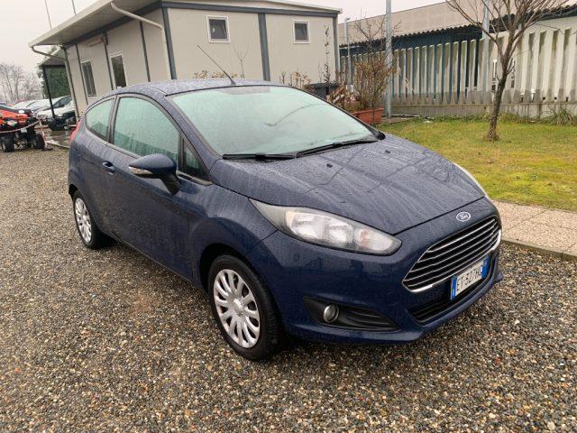 FORD Fiesta 1.5 TDCi 75CV 5 porte Titanium