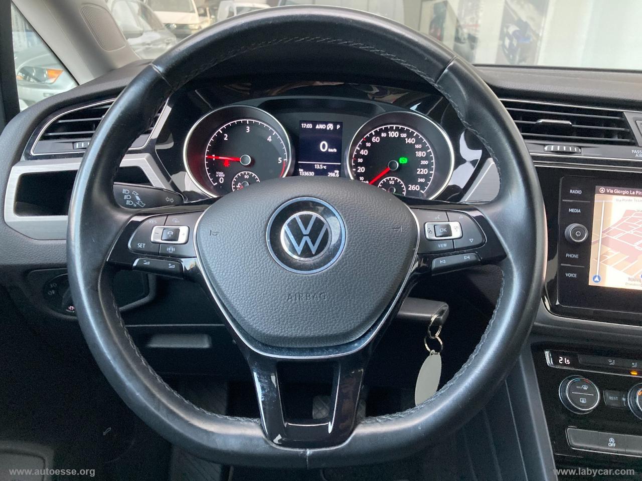 VOLKSWAGEN Touran 2.0 TDI 150 CV DSG Business BMT