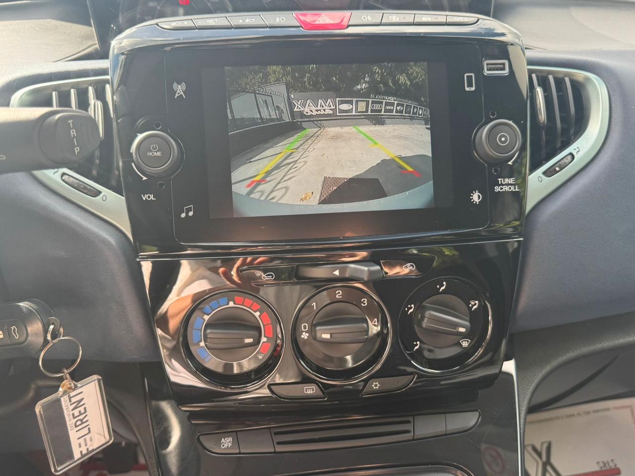 Lancia Ypsilon 1.0 FireFly 5 porte S&S Hybrid Gold