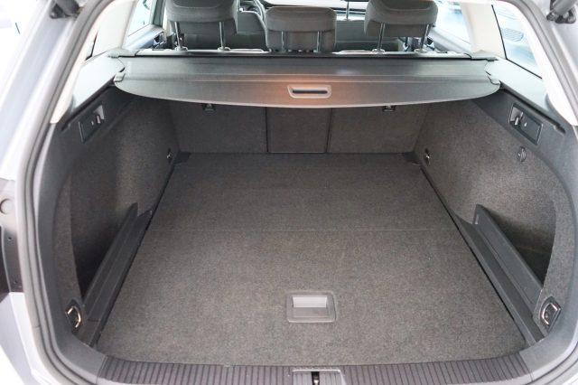 VOLKSWAGEN Passat Variant 2.0 TDI SCR 122 CV EVO DSG Business