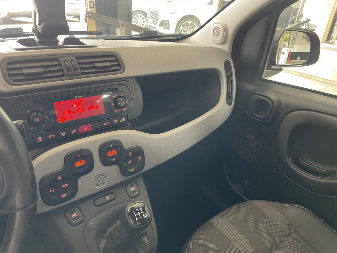 Fiat Panda 1.2 City Cross 5 posti - Nessun vincolo -