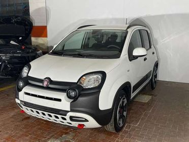 Fiat Panda 1.0 Hybrid 70cv Cross + Prezzo REALE