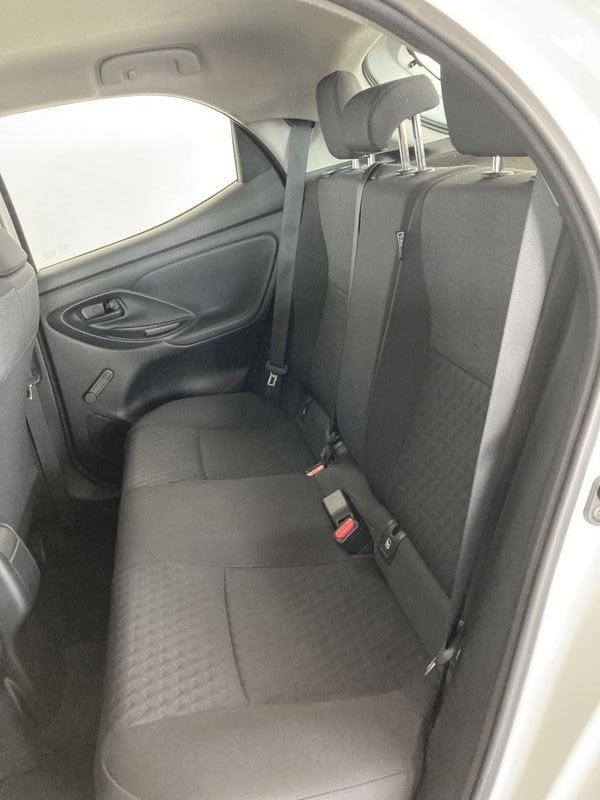 Toyota Yaris Hybrid Active MY22